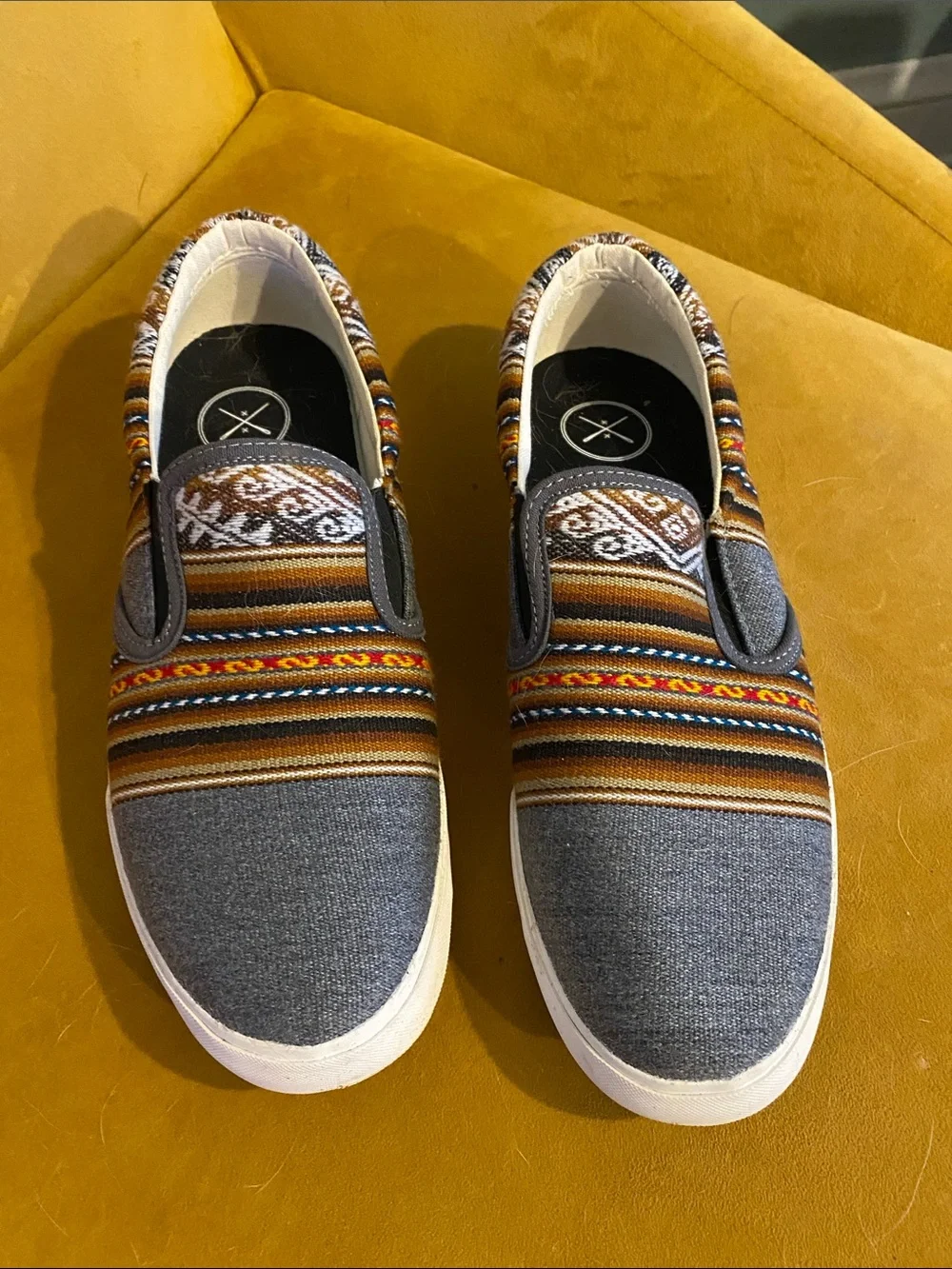 inkkas Gray and Brown Patterned Slip-On Loafers